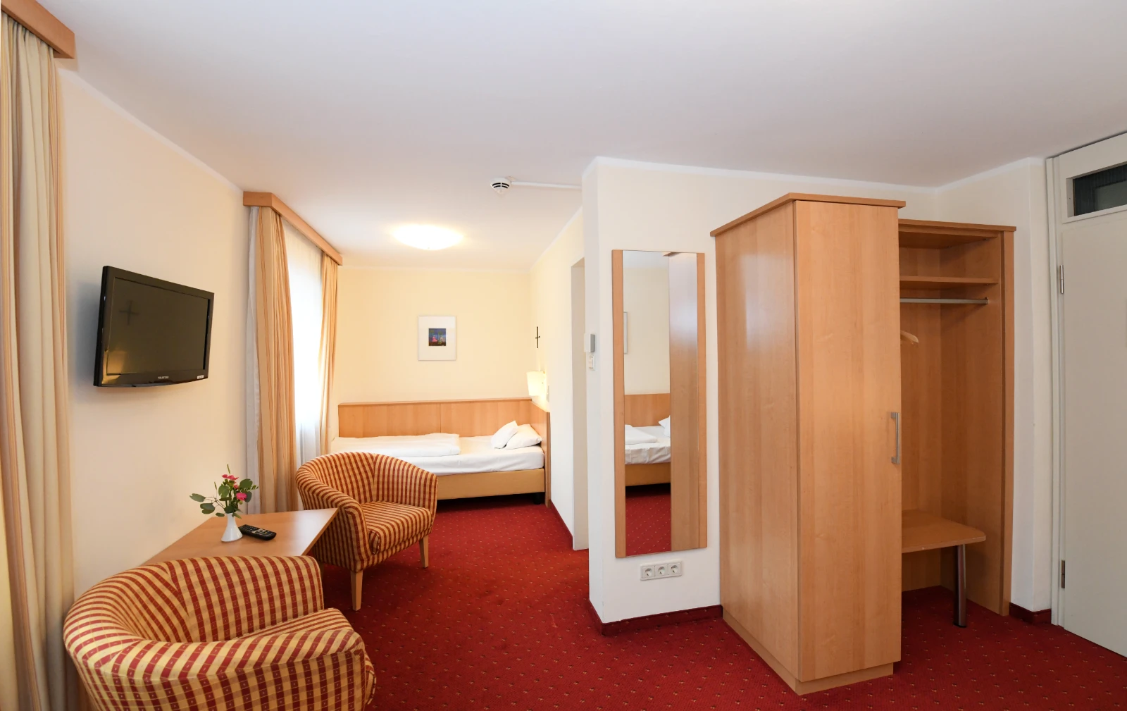 Ansicht eines Hotelzimmers - Das Tagugnszentrum München hat ein hervorragendes Gästehaus