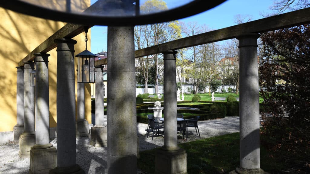 Kath Akad außen neubauer_7102_16-9